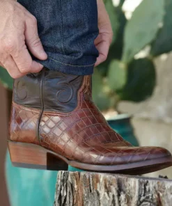 Lucchese-inc Cruz :: Dark Brown + Black Boots